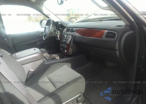 2011 Chevrolet Suburban 2500 Ls z USA, uszkodzony, nr VIN 1GNWKLEG0BR377865